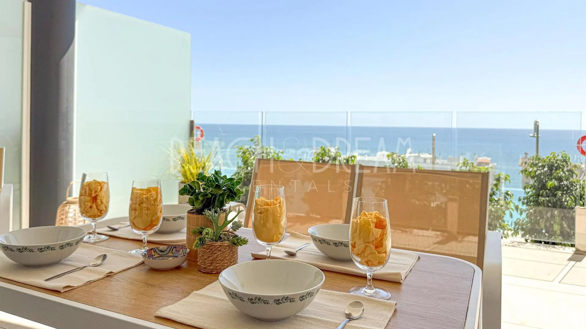 Amazing Apartment In Front Of The Sea - Splendid Fuengirola 0*,  Spain