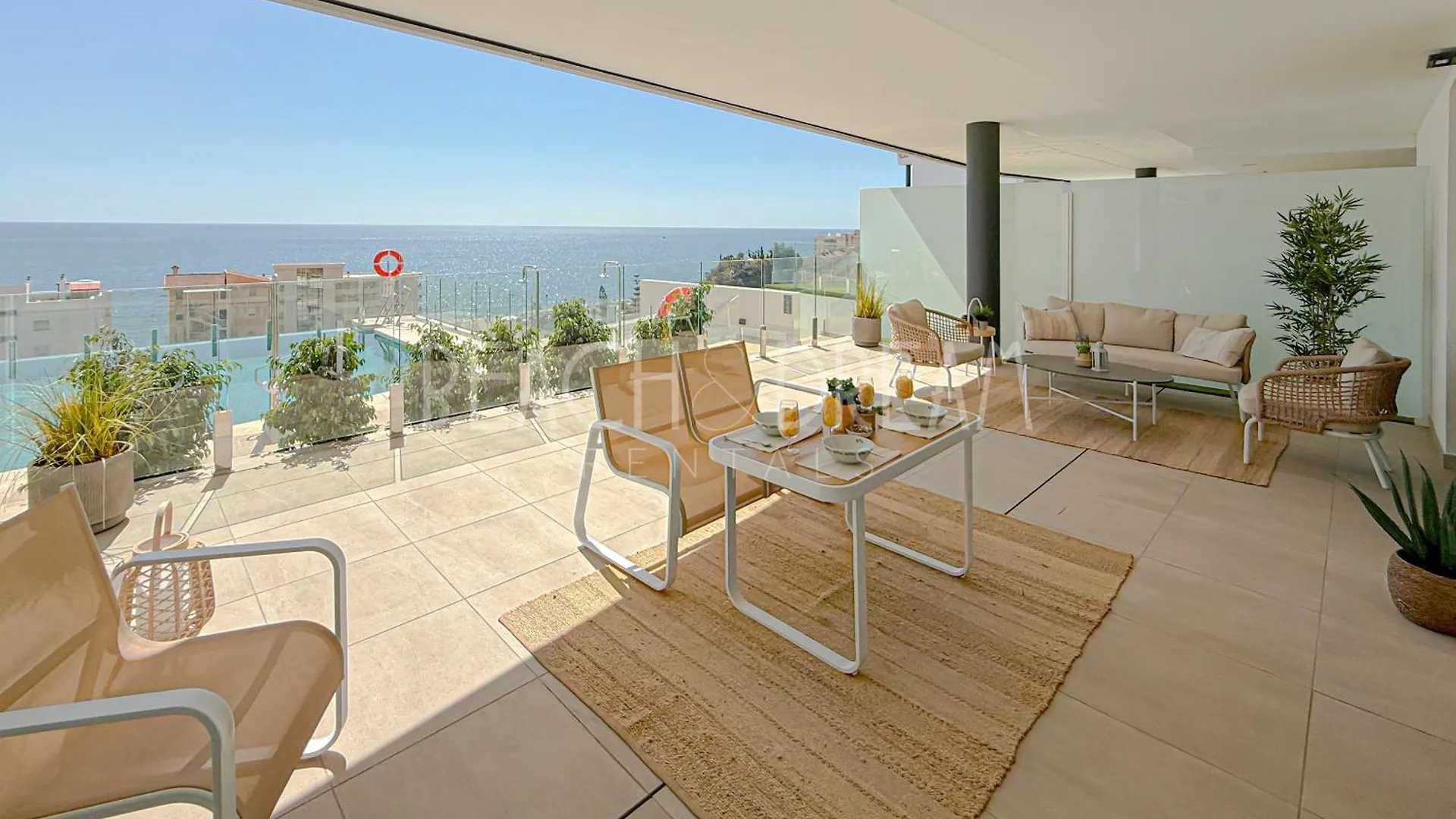 Amazing Apartment In Front Of The Sea - Splendid Fuengirola