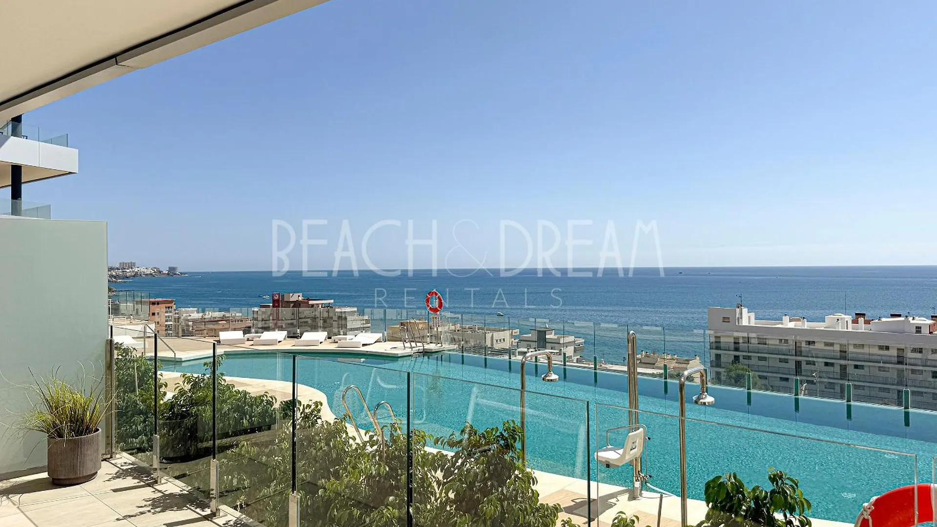 Amazing Apartment In Front Of The Sea - Splendid Fuengirola