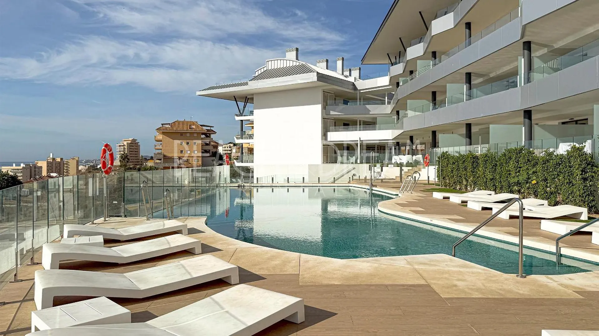 Amazing Apartment In Front Of The Sea - Splendid Fuengirola